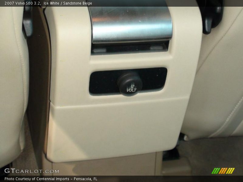 Ice White / Sandstone Beige 2007 Volvo S80 3.2