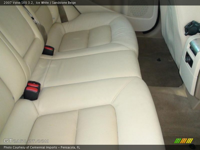 Ice White / Sandstone Beige 2007 Volvo S80 3.2