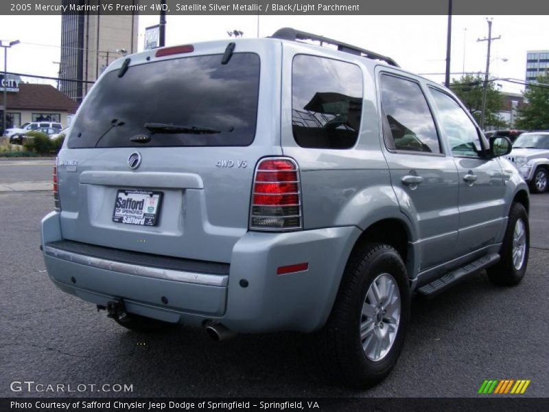 Satellite Silver Metallic / Black/Light Parchment 2005 Mercury Mariner V6 Premier 4WD