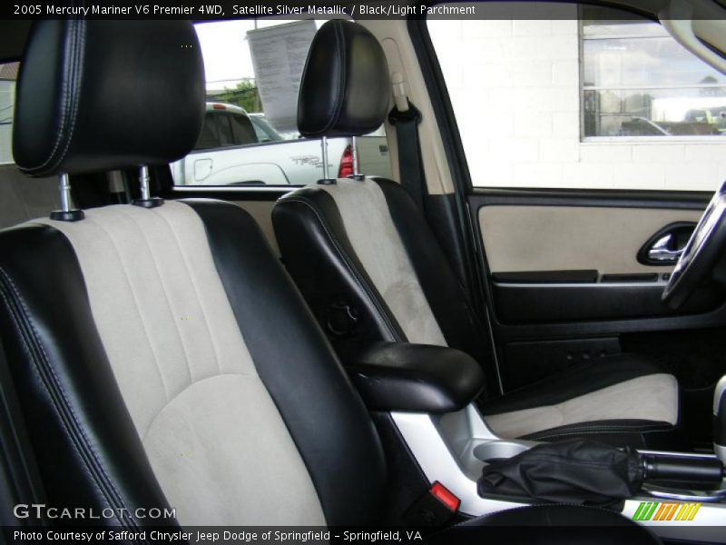 Satellite Silver Metallic / Black/Light Parchment 2005 Mercury Mariner V6 Premier 4WD