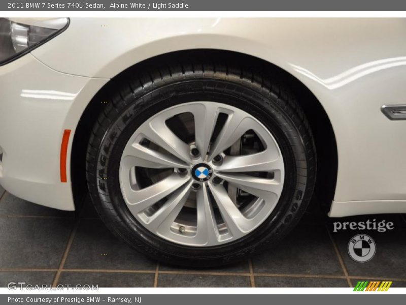 Alpine White / Light Saddle 2011 BMW 7 Series 740Li Sedan