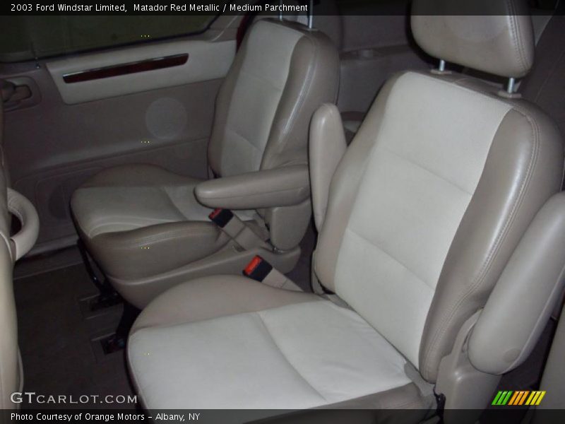 Matador Red Metallic / Medium Parchment 2003 Ford Windstar Limited