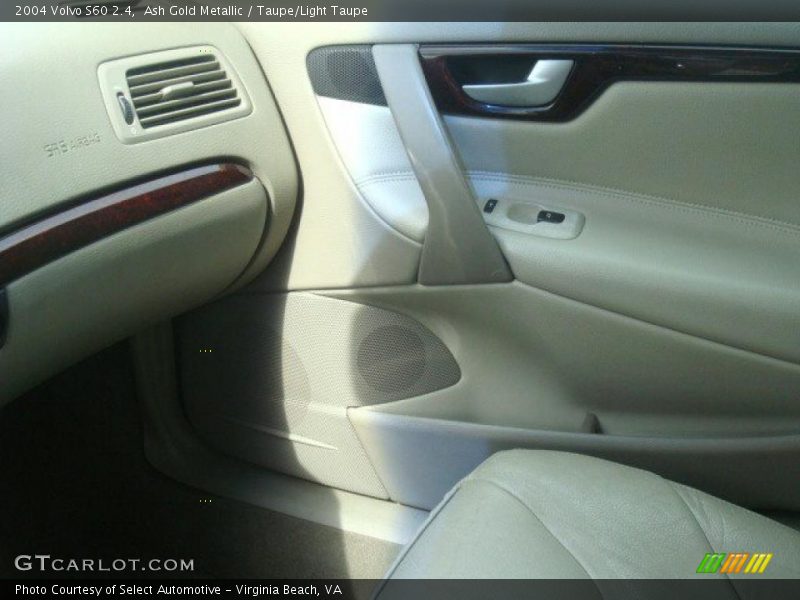 Ash Gold Metallic / Taupe/Light Taupe 2004 Volvo S60 2.4