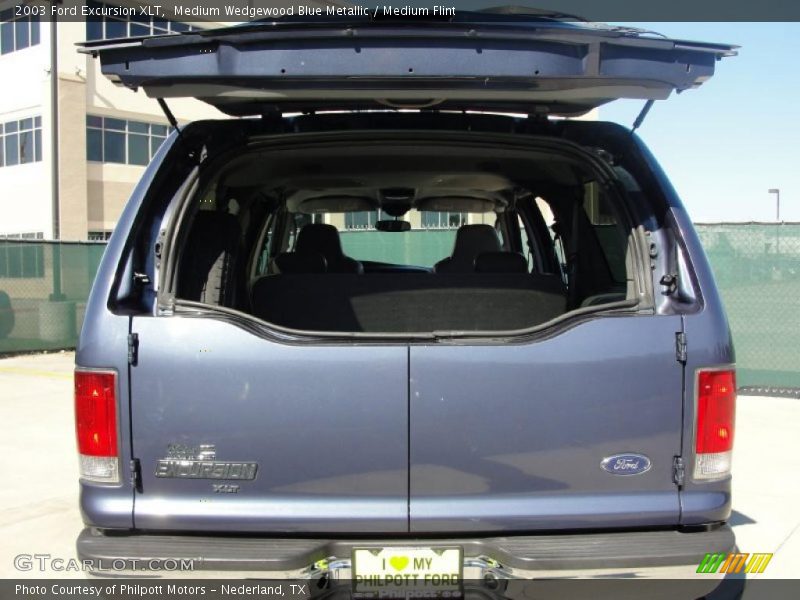 Medium Wedgewood Blue Metallic / Medium Flint 2003 Ford Excursion XLT