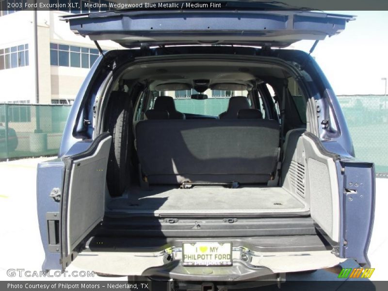 Medium Wedgewood Blue Metallic / Medium Flint 2003 Ford Excursion XLT