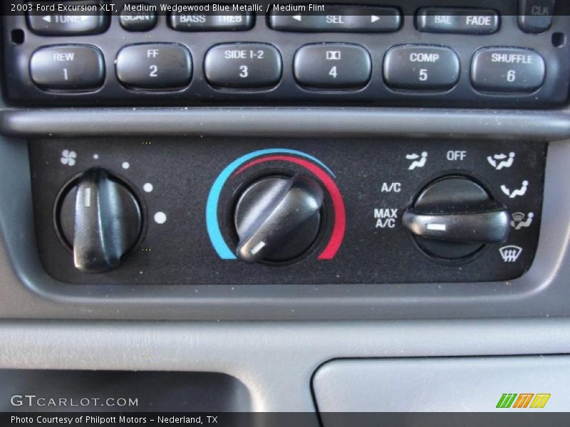 Medium Wedgewood Blue Metallic / Medium Flint 2003 Ford Excursion XLT