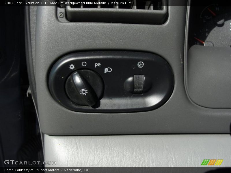 Medium Wedgewood Blue Metallic / Medium Flint 2003 Ford Excursion XLT
