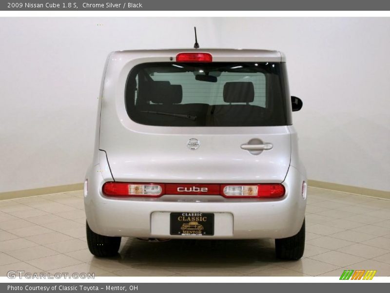 Chrome Silver / Black 2009 Nissan Cube 1.8 S