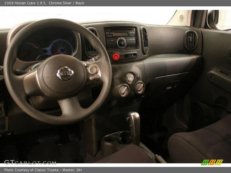 Chrome Silver / Black 2009 Nissan Cube 1.8 S