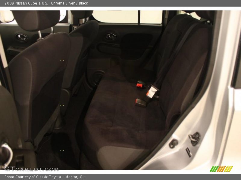 Chrome Silver / Black 2009 Nissan Cube 1.8 S