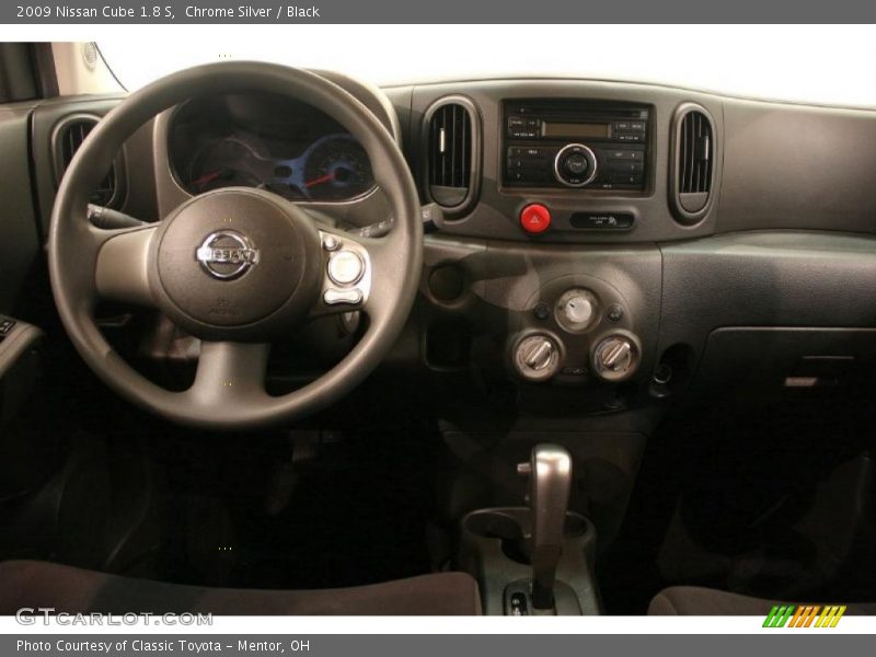 Chrome Silver / Black 2009 Nissan Cube 1.8 S