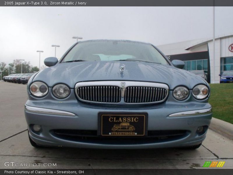 Zircon Metallic / Ivory 2005 Jaguar X-Type 3.0