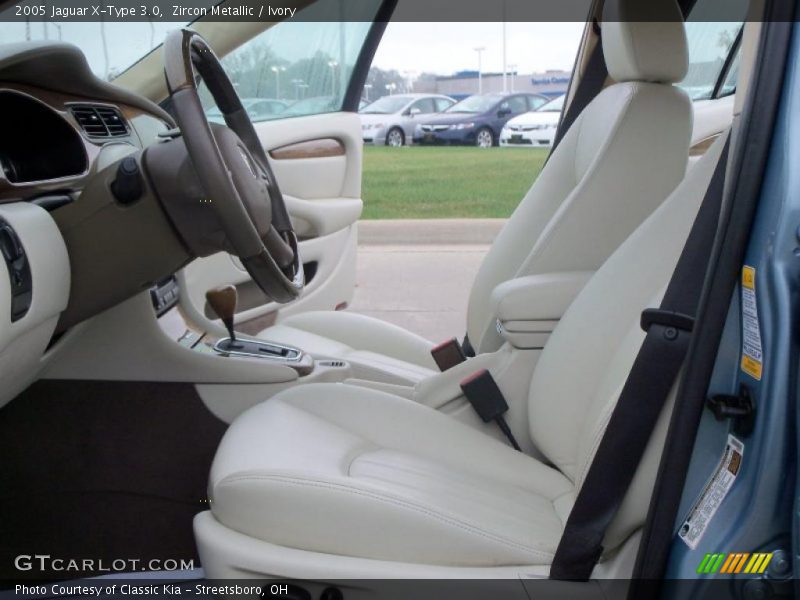 Zircon Metallic / Ivory 2005 Jaguar X-Type 3.0
