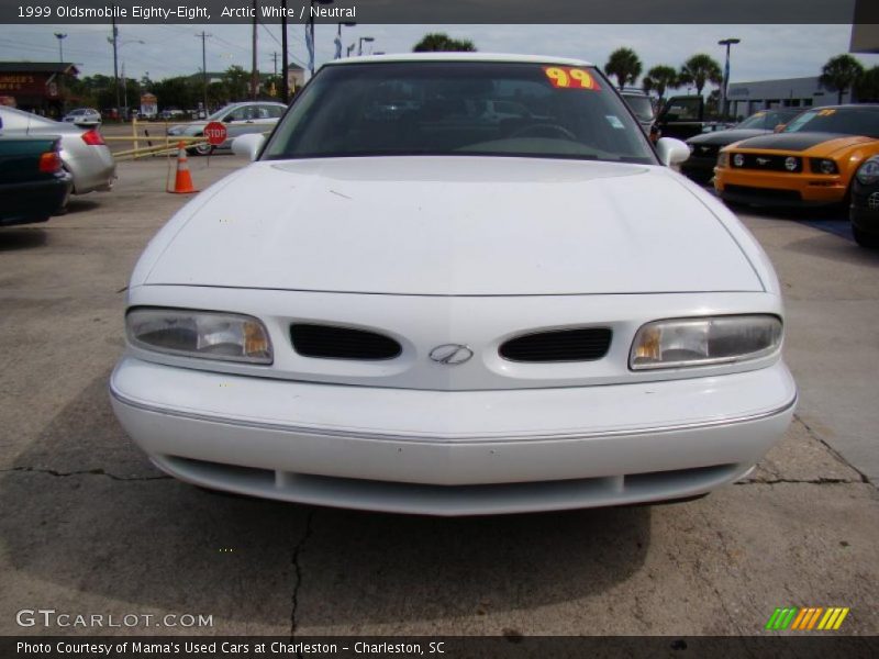 Arctic White / Neutral 1999 Oldsmobile Eighty-Eight