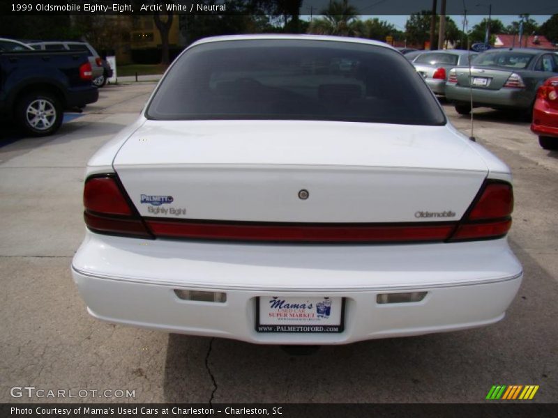 Arctic White / Neutral 1999 Oldsmobile Eighty-Eight