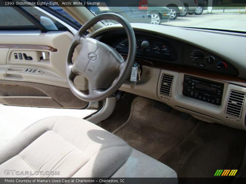 Arctic White / Neutral 1999 Oldsmobile Eighty-Eight