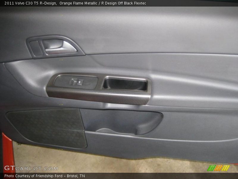 Orange Flame Metallic / R Design Off Black Flextec 2011 Volvo C30 T5 R-Design