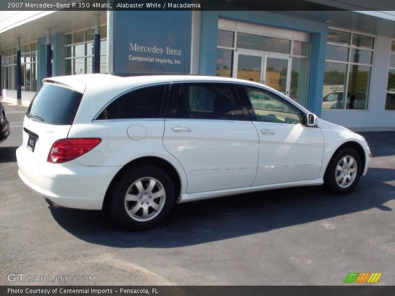 Alabaster White / Macadamia 2007 Mercedes-Benz R 350 4Matic
