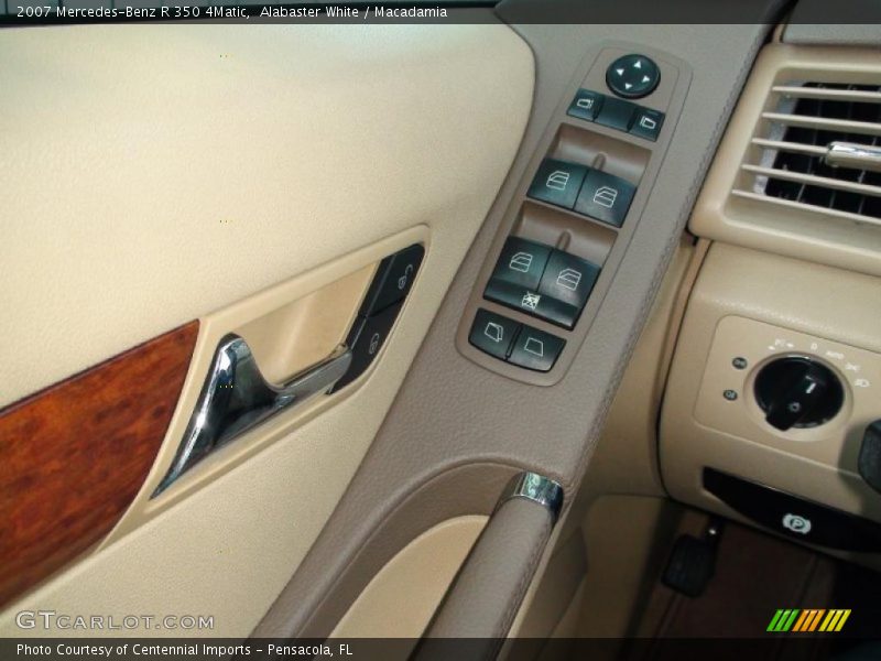 Alabaster White / Macadamia 2007 Mercedes-Benz R 350 4Matic