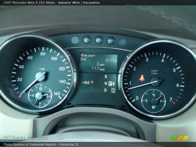 Alabaster White / Macadamia 2007 Mercedes-Benz R 350 4Matic