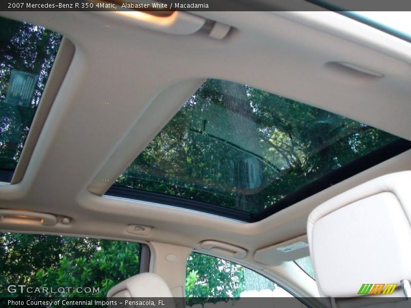Alabaster White / Macadamia 2007 Mercedes-Benz R 350 4Matic