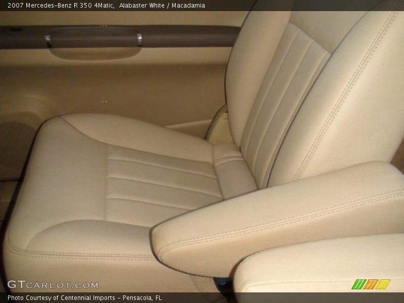 Alabaster White / Macadamia 2007 Mercedes-Benz R 350 4Matic
