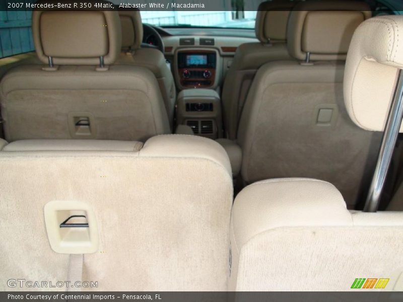 Alabaster White / Macadamia 2007 Mercedes-Benz R 350 4Matic