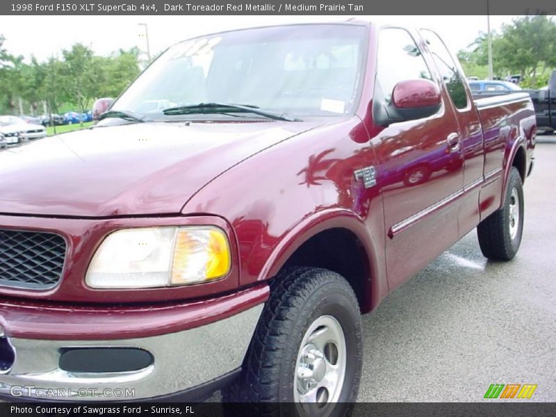 Dark Toreador Red Metallic / Medium Prairie Tan 1998 Ford F150 XLT SuperCab 4x4