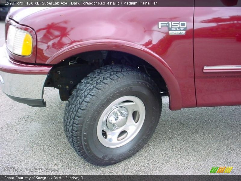 Dark Toreador Red Metallic / Medium Prairie Tan 1998 Ford F150 XLT SuperCab 4x4