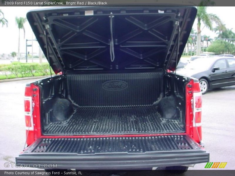 Bright Red / Black/Black 2009 Ford F150 Lariat SuperCrew