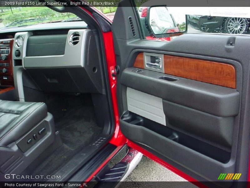 Bright Red / Black/Black 2009 Ford F150 Lariat SuperCrew