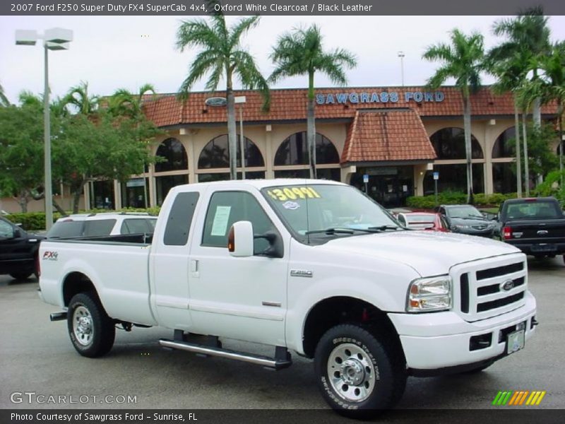 Oxford White Clearcoat / Black Leather 2007 Ford F250 Super Duty FX4 SuperCab 4x4