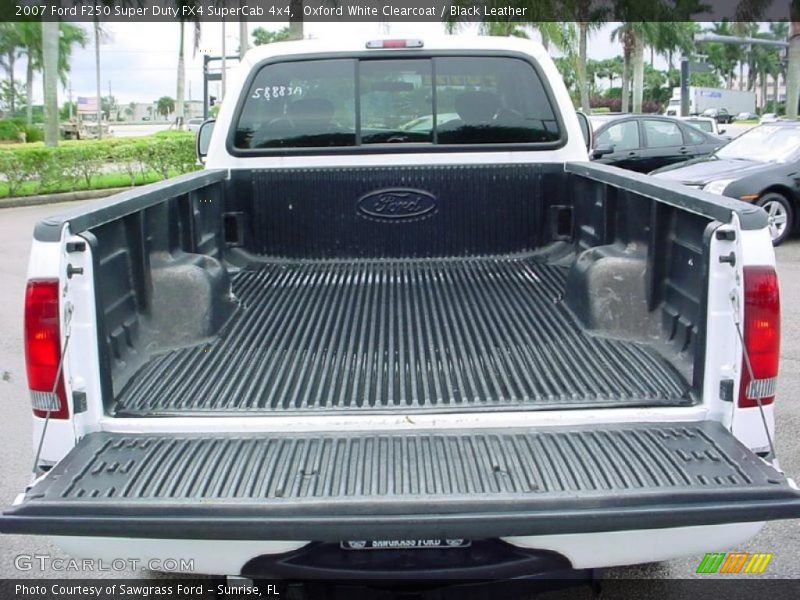 Oxford White Clearcoat / Black Leather 2007 Ford F250 Super Duty FX4 SuperCab 4x4