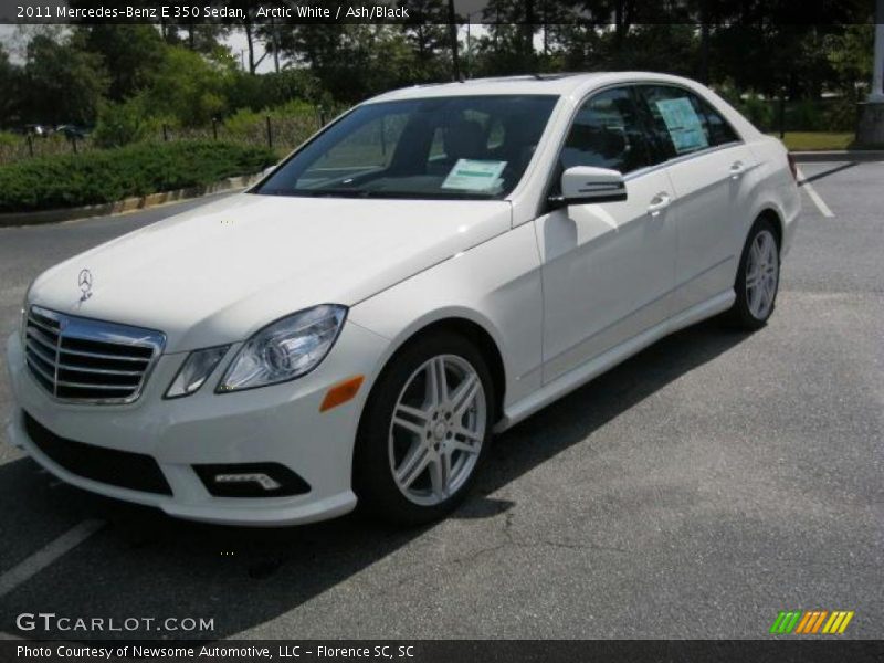 Arctic White / Ash/Black 2011 Mercedes-Benz E 350 Sedan