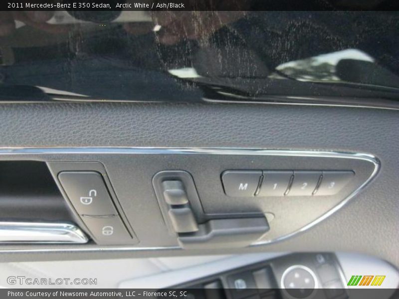 Arctic White / Ash/Black 2011 Mercedes-Benz E 350 Sedan