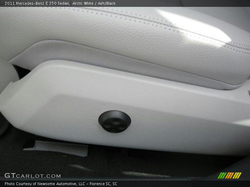 Arctic White / Ash/Black 2011 Mercedes-Benz E 350 Sedan