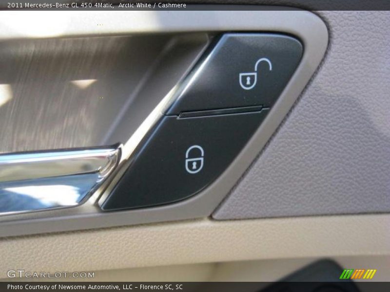 Arctic White / Cashmere 2011 Mercedes-Benz GL 450 4Matic
