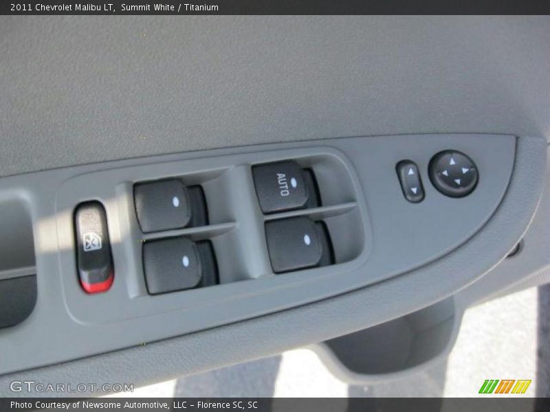 Summit White / Titanium 2011 Chevrolet Malibu LT