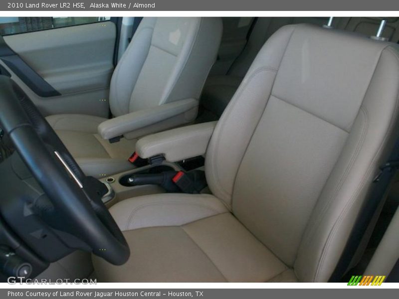 Alaska White / Almond 2010 Land Rover LR2 HSE