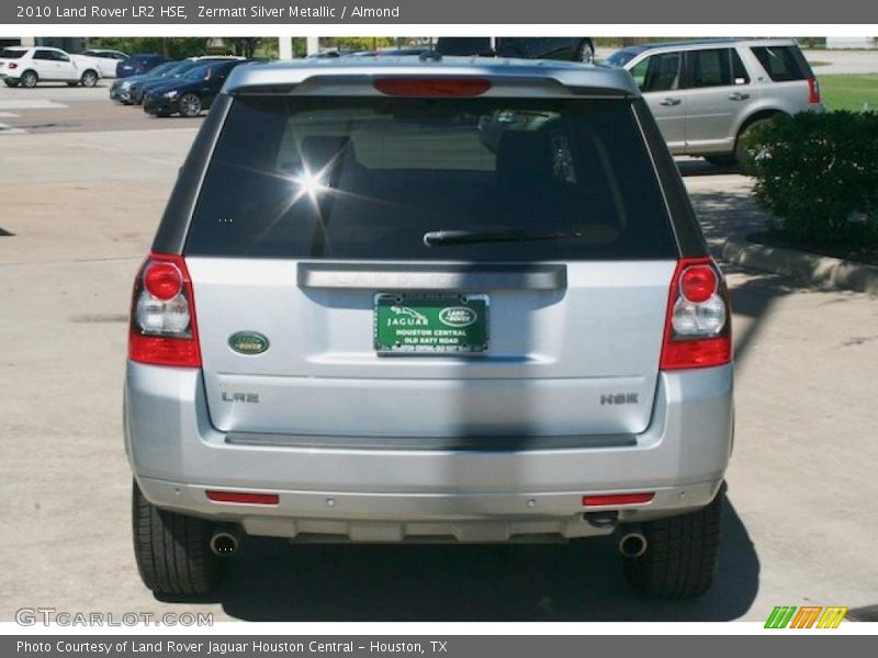 Zermatt Silver Metallic / Almond 2010 Land Rover LR2 HSE