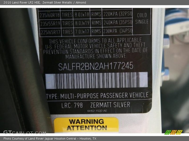 Zermatt Silver Metallic / Almond 2010 Land Rover LR2 HSE