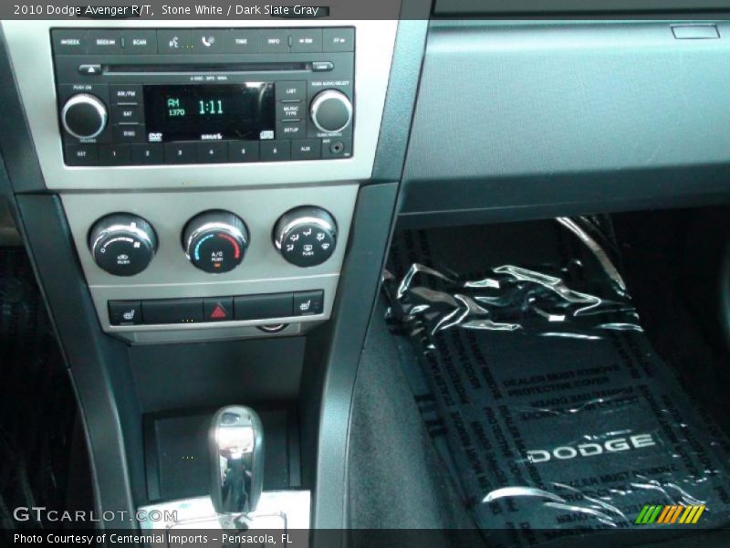 Stone White / Dark Slate Gray 2010 Dodge Avenger R/T