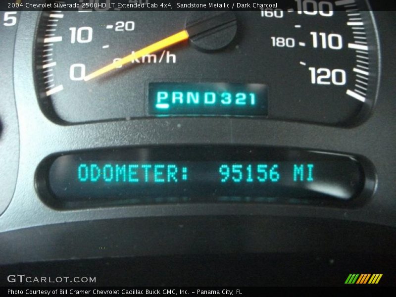 Sandstone Metallic / Dark Charcoal 2004 Chevrolet Silverado 2500HD LT Extended Cab 4x4