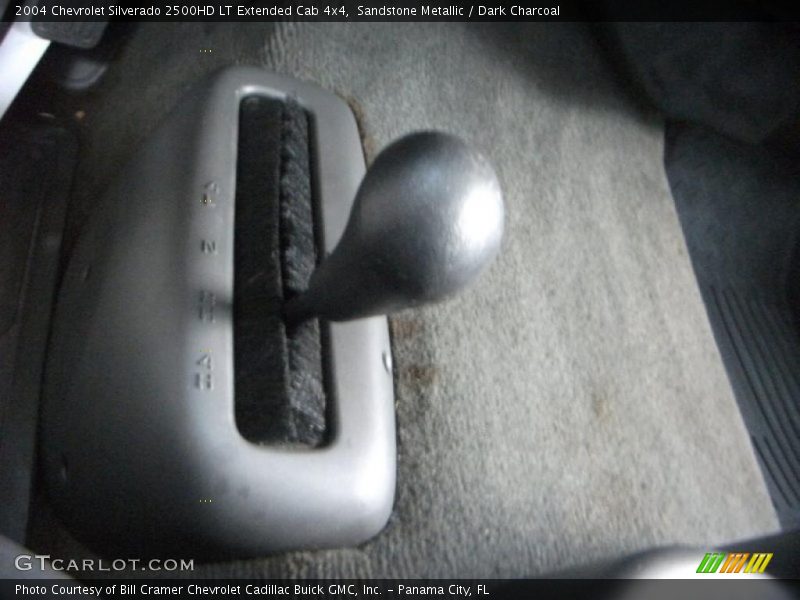 Sandstone Metallic / Dark Charcoal 2004 Chevrolet Silverado 2500HD LT Extended Cab 4x4
