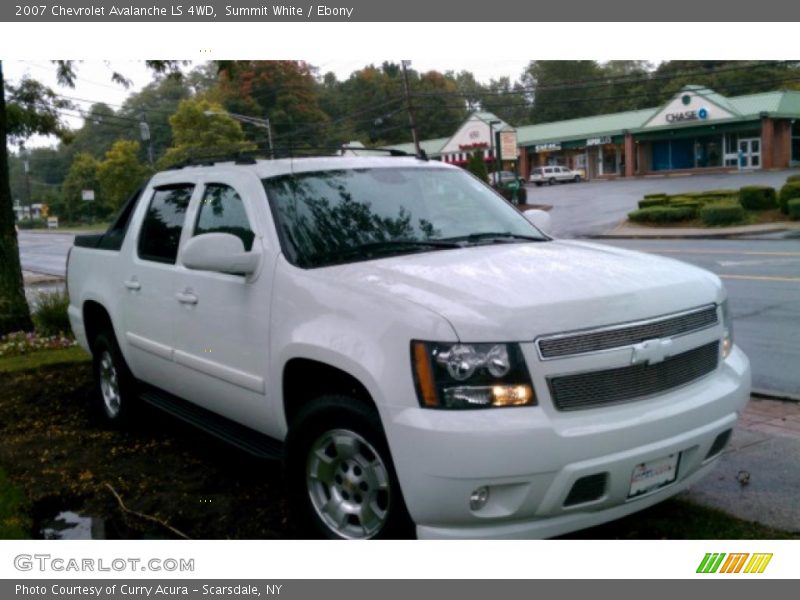 Summit White / Ebony 2007 Chevrolet Avalanche LS 4WD