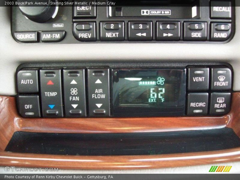 Sterling Silver Metallic / Medium Gray 2003 Buick Park Avenue