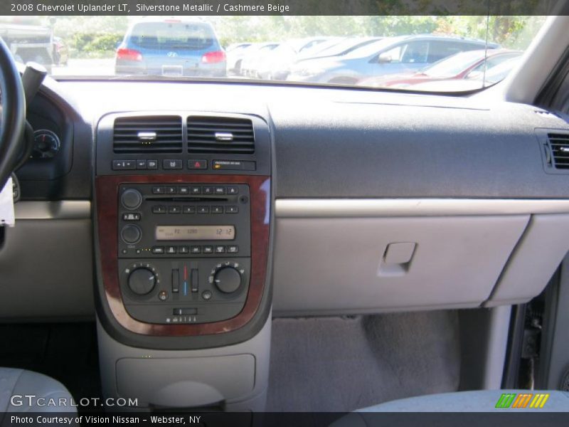 Silverstone Metallic / Cashmere Beige 2008 Chevrolet Uplander LT
