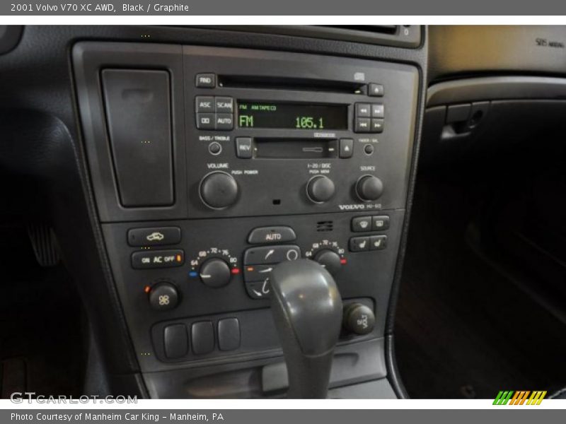 Black / Graphite 2001 Volvo V70 XC AWD