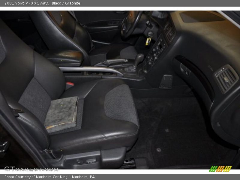 Black / Graphite 2001 Volvo V70 XC AWD