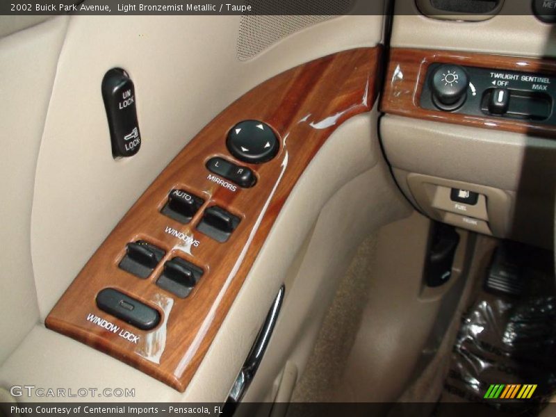 Light Bronzemist Metallic / Taupe 2002 Buick Park Avenue